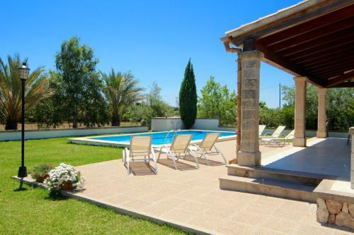 Beach Villa Arlos