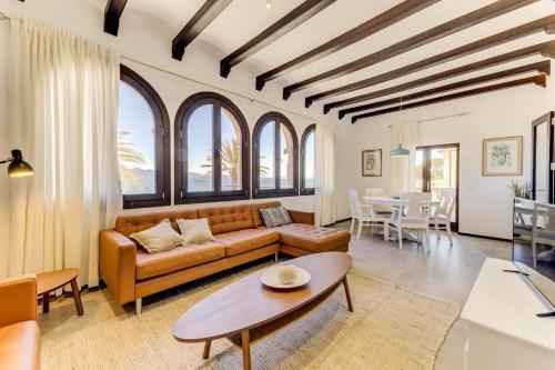 Port De Pollenca Villa Sleeps 8