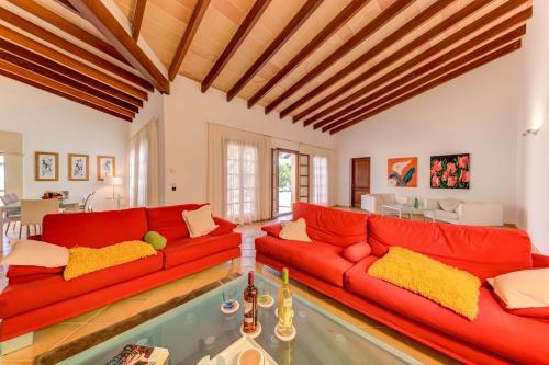 Port de Pollenca Villa Sleeps 6 With Pool Air Con And Wifi