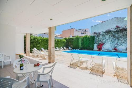 Port de Pollenca Apartment Sleeps 4
