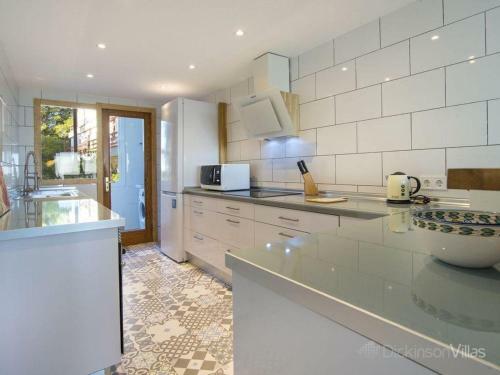 Port de Pollenca Apartment Sleeps 6 With Air Con And Wifi