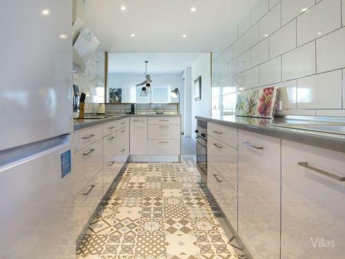 Port de Pollenca Apartment Sleeps 6 With Air Con And Wifi
