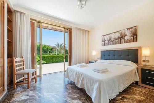 Port de Pollenca Villa Sleeps 10 With Pool Air Con And Wifi