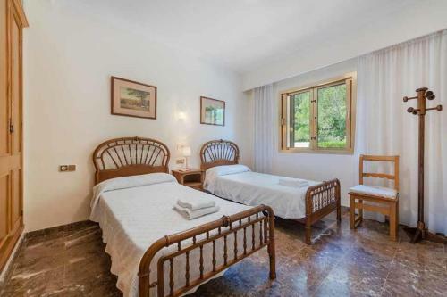 Port de Pollenca Villa Sleeps 10 With Pool Air Con And Wifi