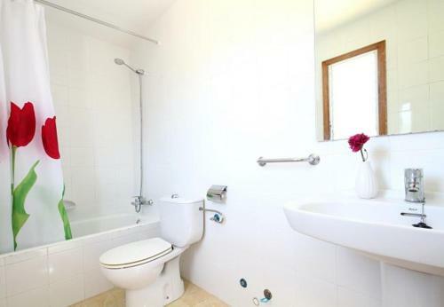 Villa In Port de Pollenca Sleeps 8 With Pool Air Con And Wifi