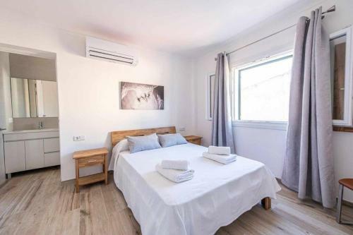 Villa Varon Blue