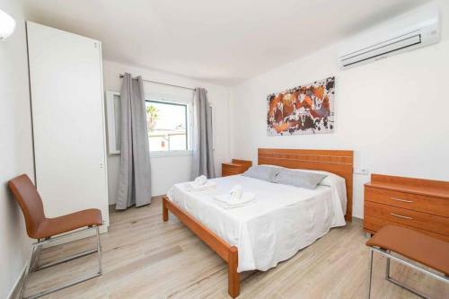Villa Varon Blue