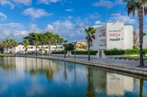Hotel Yourhouse Venecia Apartments