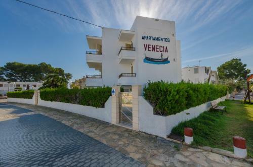Hotel Yourhouse Venecia Apartments