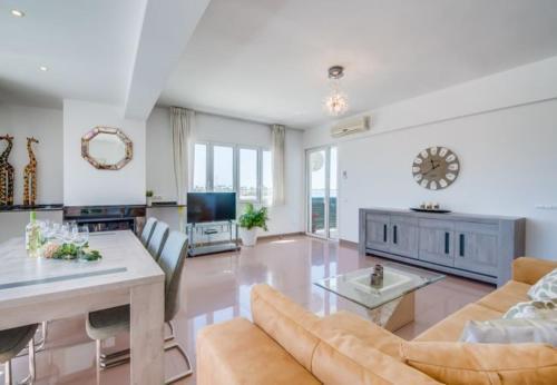 Port D'alcudia Apartment Sleeps 4 With Wifi