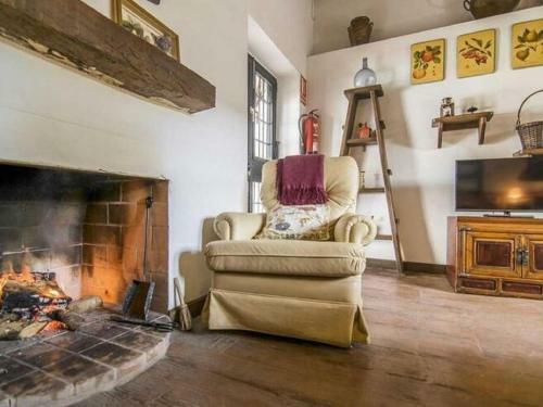 Rural Holiday Home In Esconar-illora With Garden