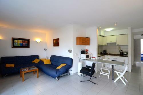 Apartamento Manureva Viii Bx-a