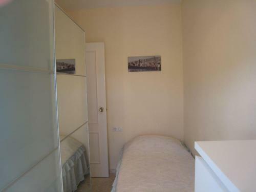 Beautiful Town House With Air Conditioning In Secure Urbanisation. Internet.