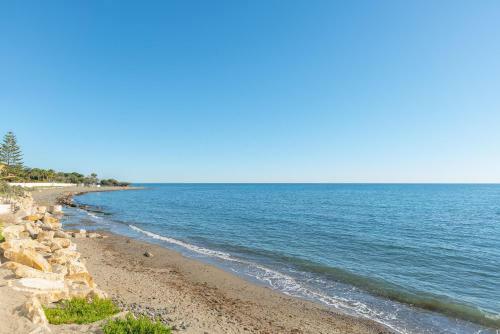Apartamento En Playa Benamara