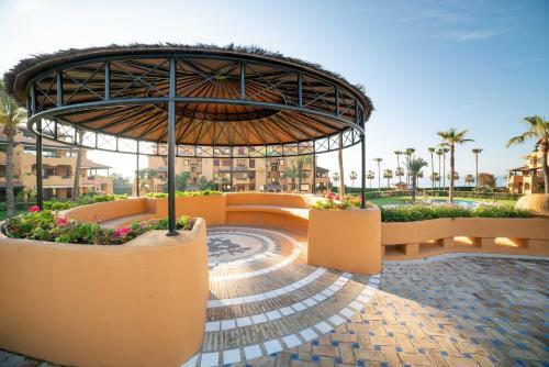 Apartamento 3 Dormitorios En Granados Del Mar