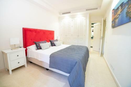 Apartamento 3 Dormitorios En Granados Del Mar