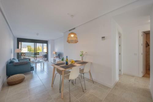 Sunset Golf Apartment