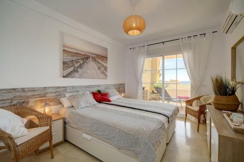 Apartment With Scenic Views Pa 6-10