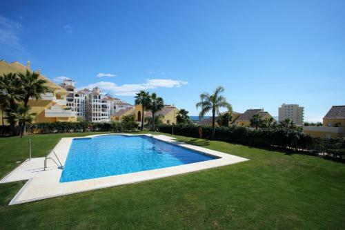 Apartment With Scenic Views Pa 6-10