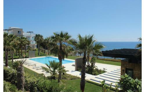 Three-bedroom Apartment In Estepona