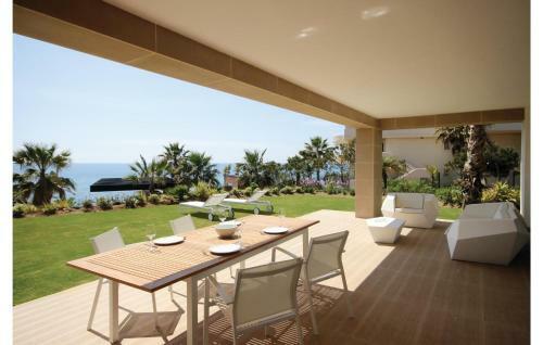 Three-bedroom Apartment In Estepona