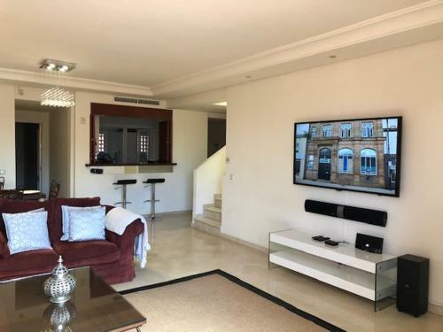 Menara Beach Penthouse Apartment