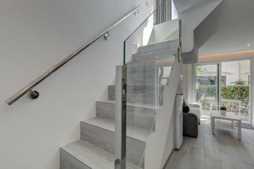 Apartamento Modern House Only A 3 Minute Walk To The Beach.