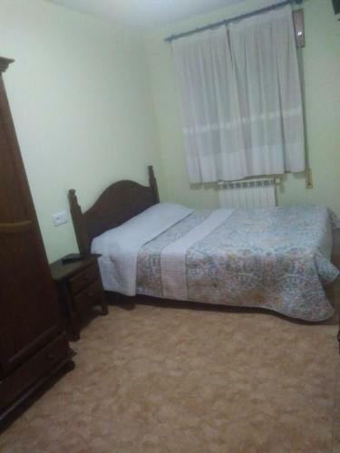 Hostal Rural De Estopi�an