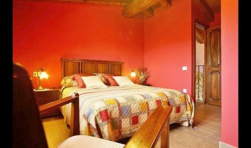 Villa In Falset Sleeps 6 With Pool