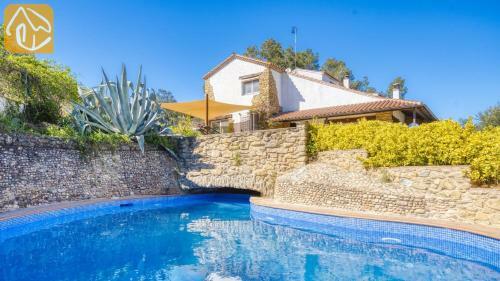 Foixa Villa Sleeps 10 Pool Air Con Wifi