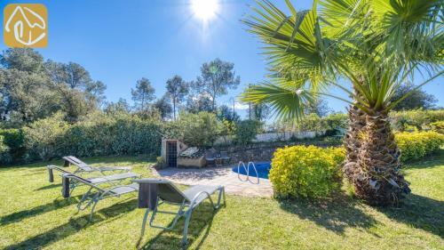 Foixa Villa Sleeps 10 Pool Air Con Wifi