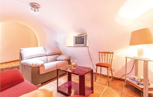 Three-bedroom Holiday Home In Fontanar