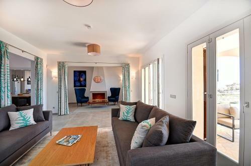 Luxury 6 Bedroom Peaceful Oasis, Mallorca Villa 1001