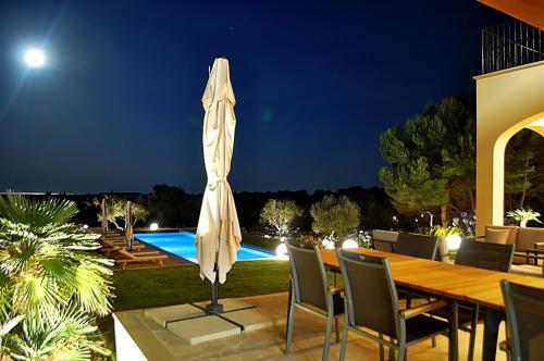 Luxury 6 Bedroom Peaceful Oasis, Mallorca Villa 1001