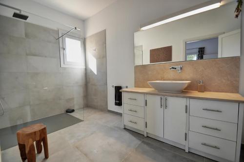 Luxury 6 Bedroom Peaceful Oasis, Mallorca Villa 1001