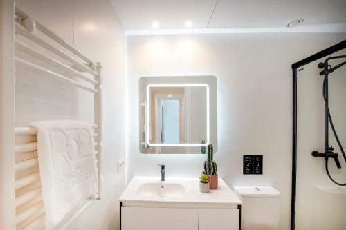 R32 Boutique Apartments