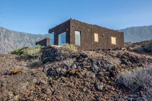 Unique Volcanic House By The Sea