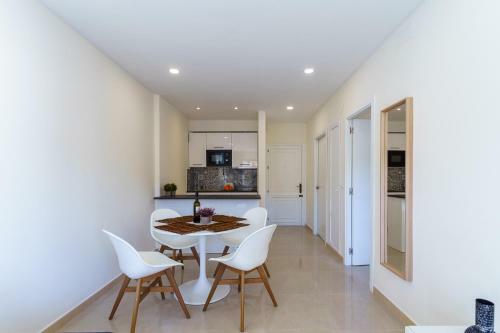 Malagasuite Cozy Apartment In Fuengirola