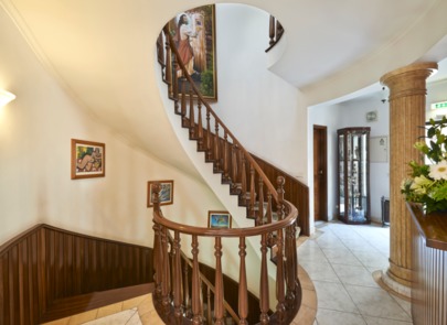 Hostal Cheerfulway Bertolina Mansion