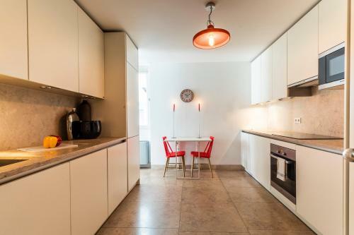 Lisbon Inside Connect - Santa Catarina Apartments