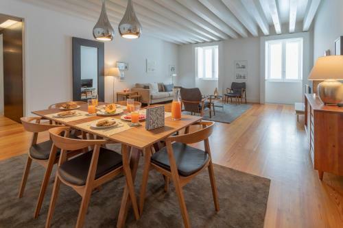 Lisbon Inside Connect - Santa Catarina Apartments