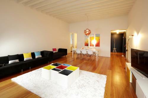 Lisbon Inside Connect - Santa Catarina Apartments