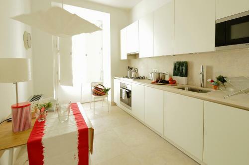Lisbon Inside Connect - Santa Catarina Apartments