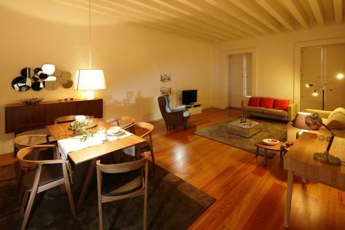 Lisbon Inside Connect - Santa Catarina Apartments