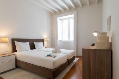 Lisbon Inside Connect - Santa Catarina Apartments
