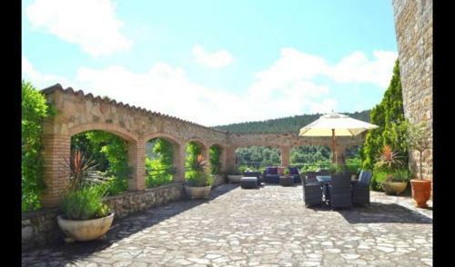 Girona Villa Sleeps 14 With Pool