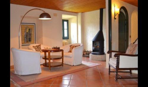 Girona Villa Sleeps 14 With Pool