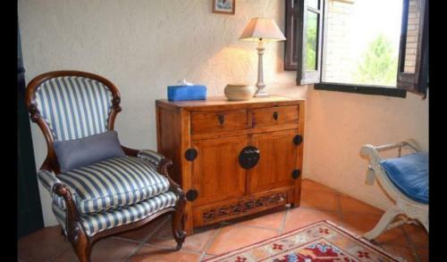 Girona Villa Sleeps 14 With Pool