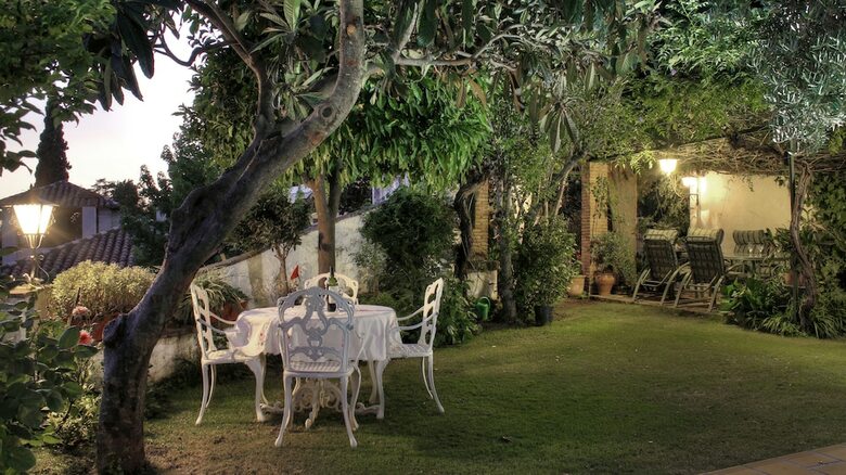 Apartamento 2.5 Million Villa. Magical Sunset. Super Close To Everything. 5br, 4ba, Pool, A/c+heating