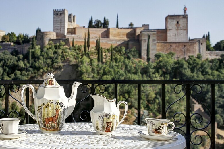 Apartamento 2.5 Million Villa. Magical Sunset. Super Close To Everything. 5br, 4ba, Pool, A/c+heating